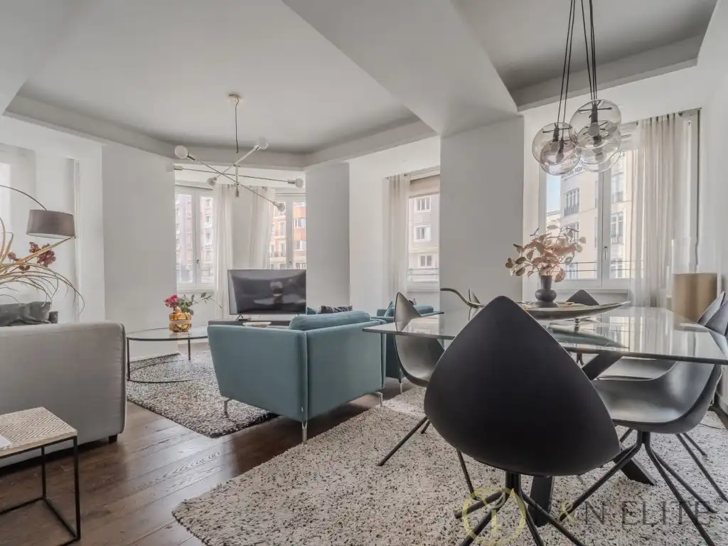 Flat with lift for sale in Calle Gran Via