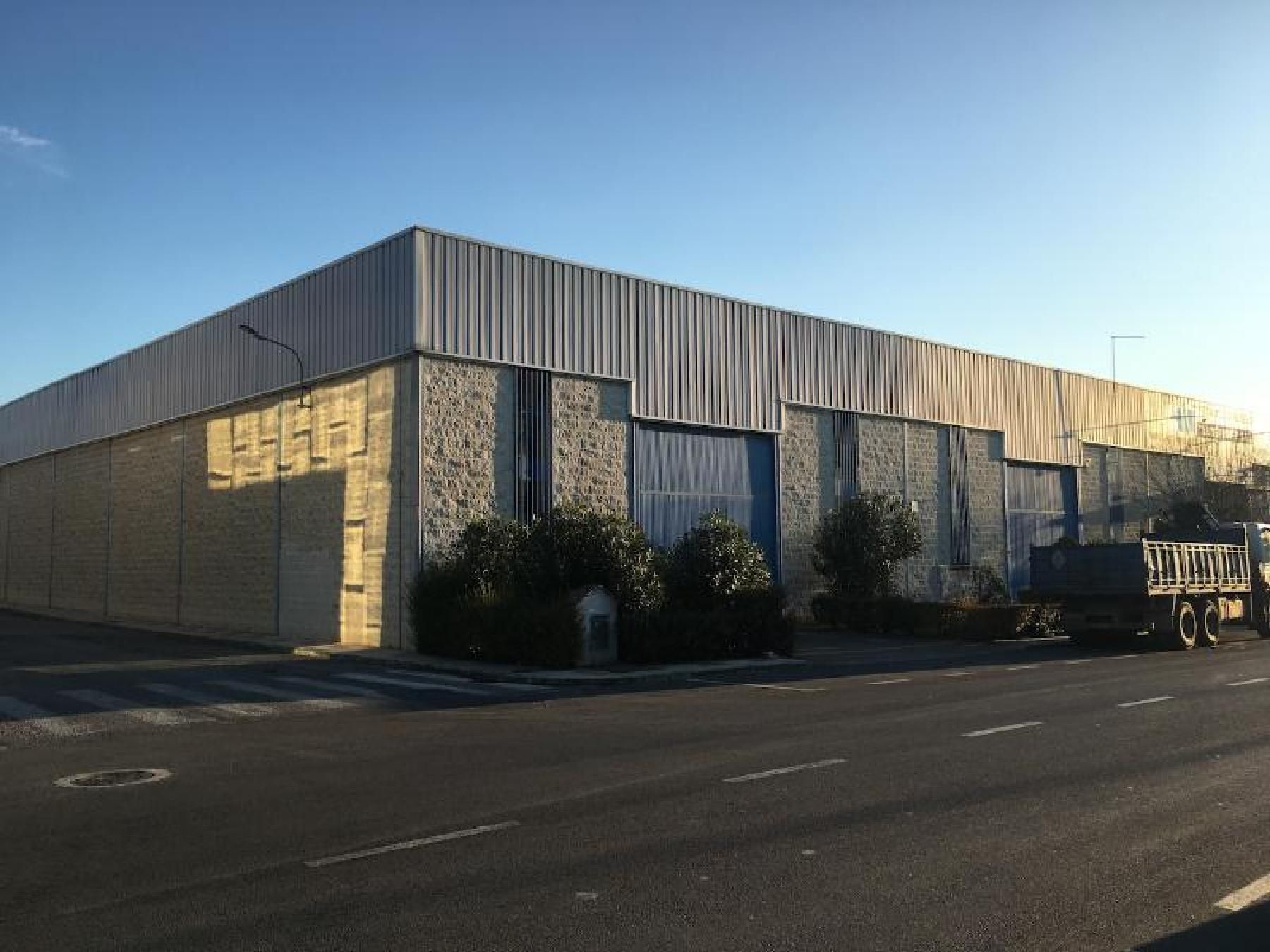 Nau industrial en venda a Maracena