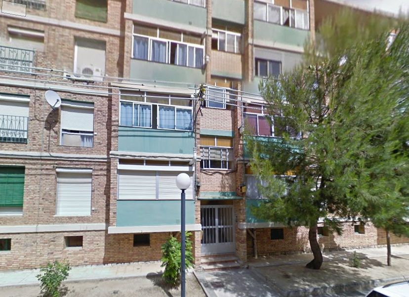 Vista exterior de Pis en venda en  Huesca Capital amb Traster
