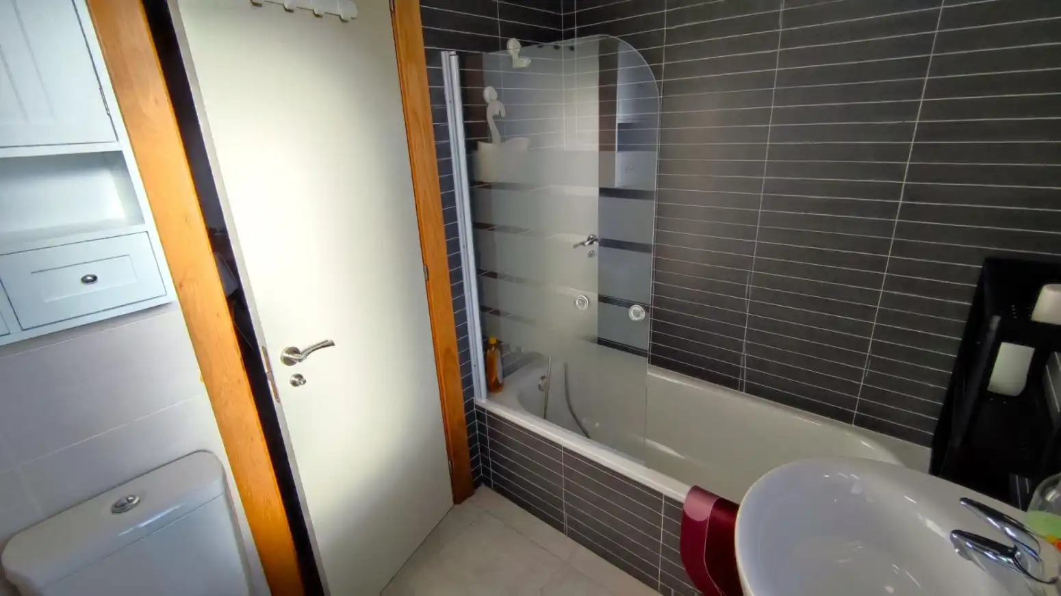 Bathroom of Flat for rent in Miengo  with Heating, Parquet flooring and Terrace
