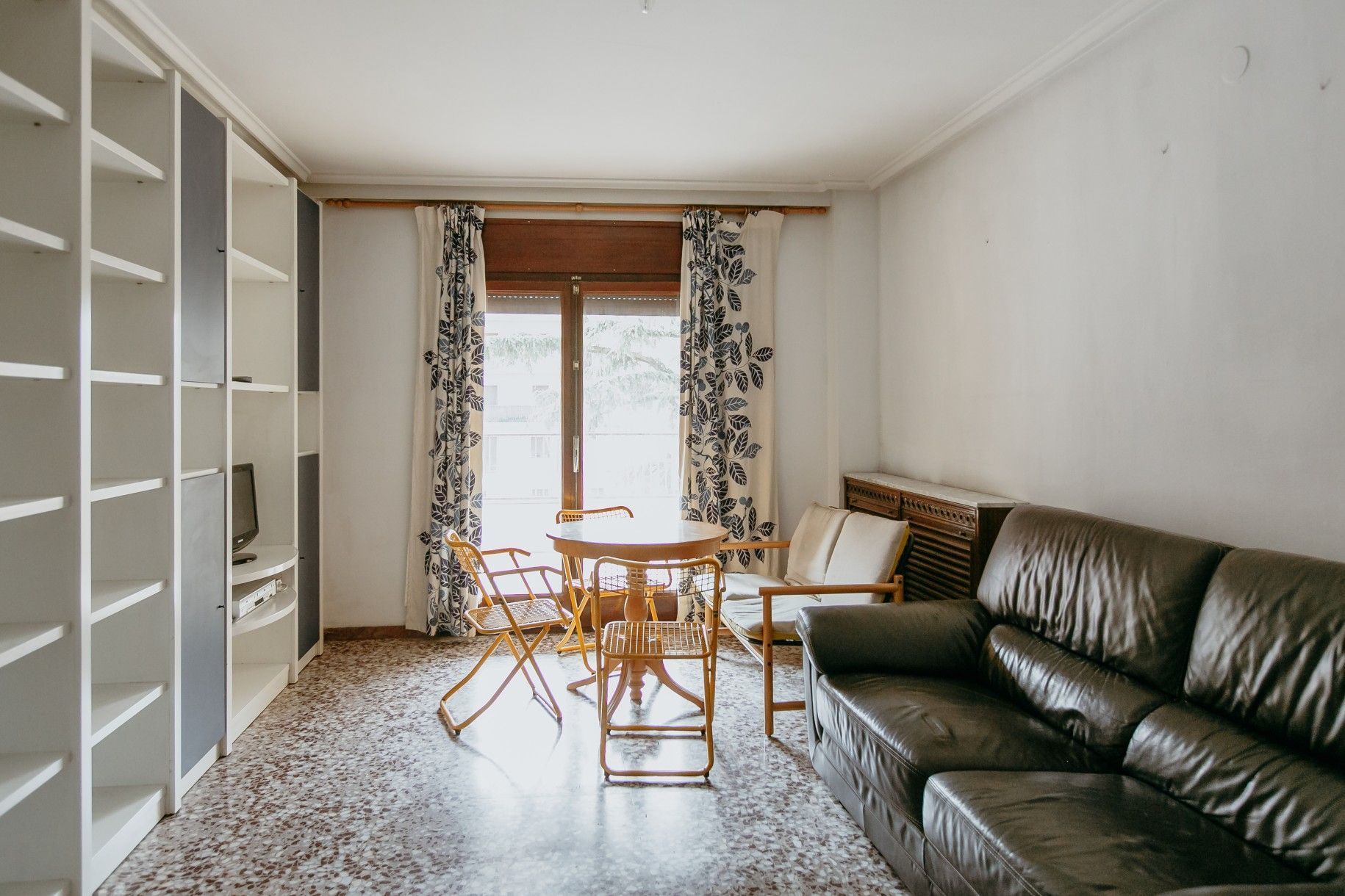 Sala d'estar de Pis de lloguer en  Huesca Capital amb Calefacció i Terrassa