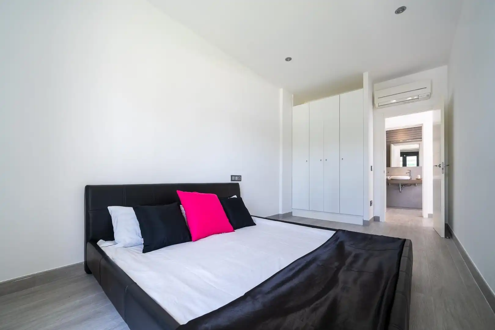 Habitación de Casa o chalet en venta en Llucmajor con Aire acondicionado, Calefacción y Jardín privado