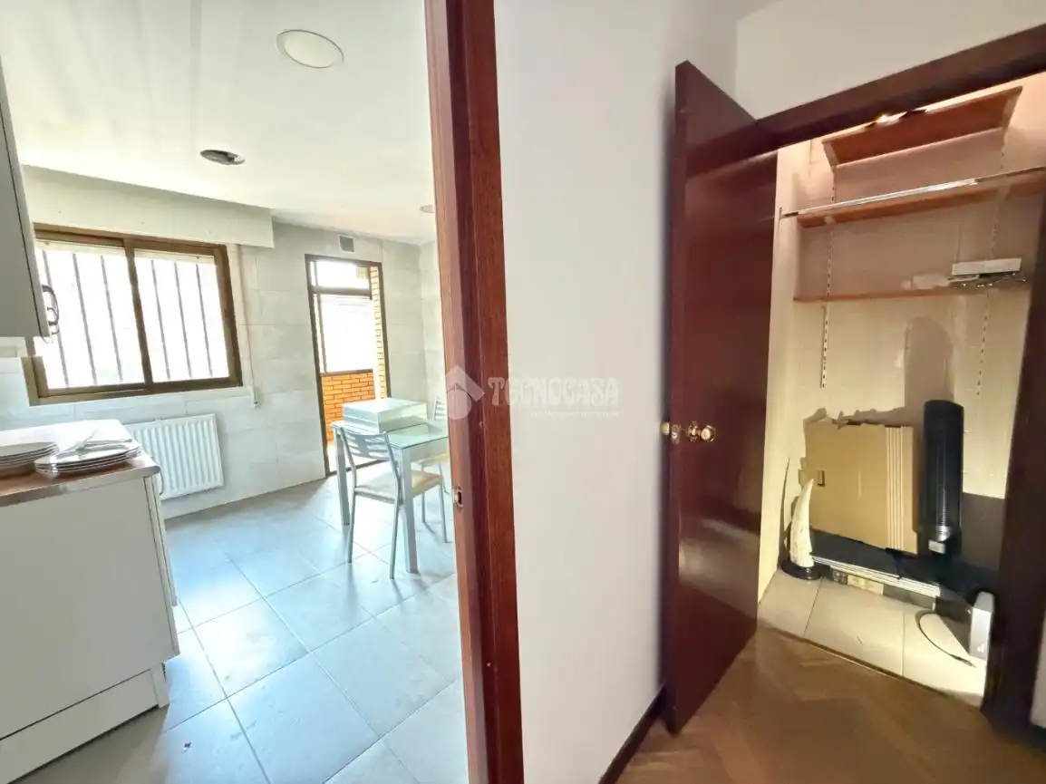 Wohnung zum Verkauf in Madrid mit Heizung und Gemeinschaftspool