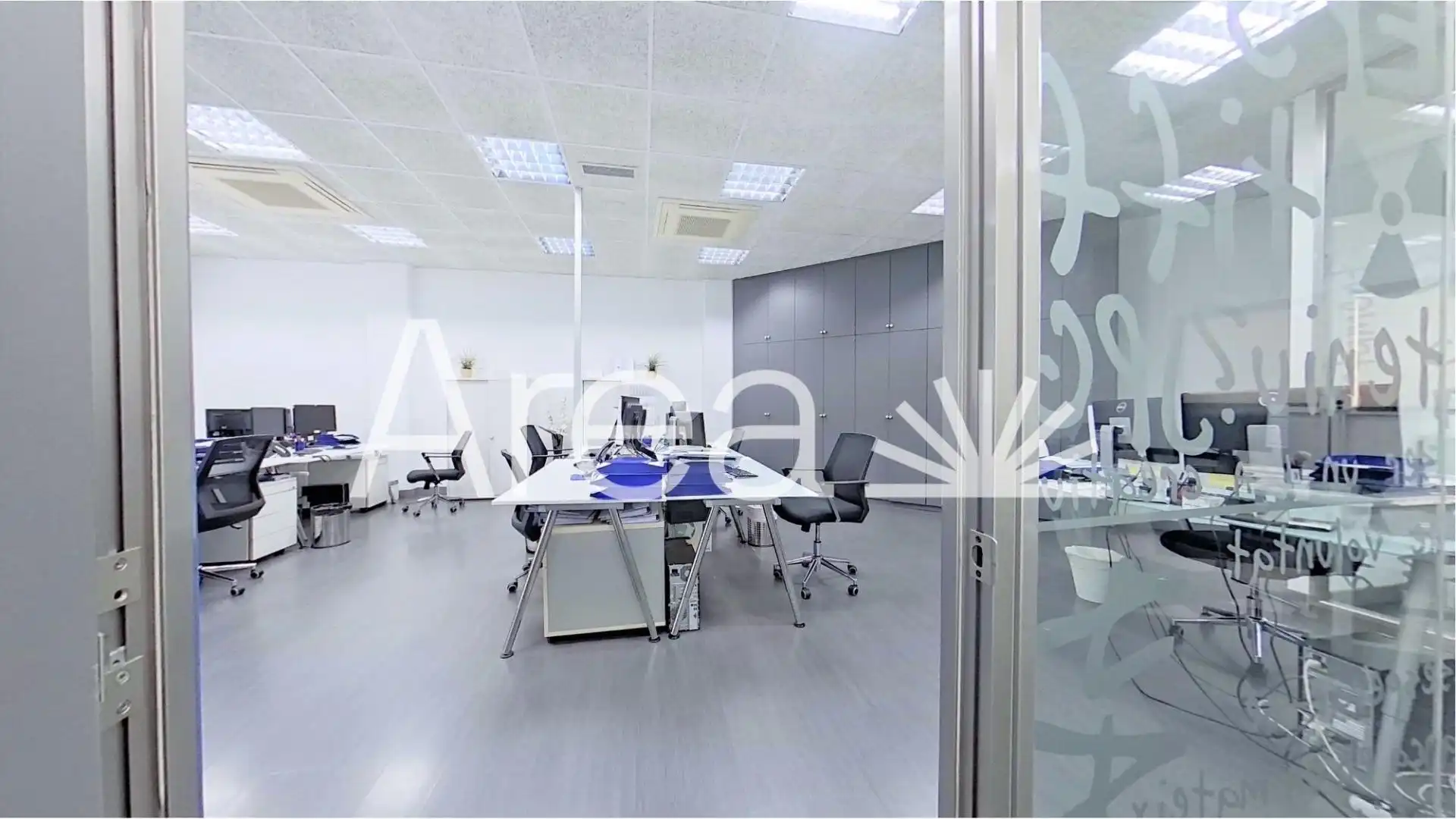 Office for sale in Mataró  with Air Conditioner and Heating