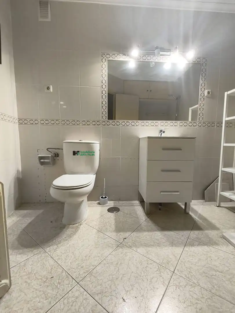 Baño de Piso en venta en Badajoz con Calefacción y Parquet