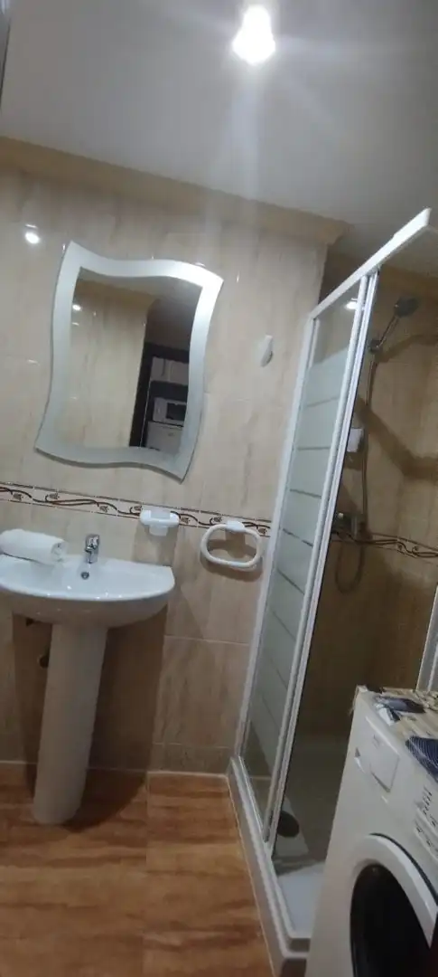 Badezimmer von Wohnung zur Miete in Torremolinos mit Möbliert, Waschmaschine und Gemeinschaftspool