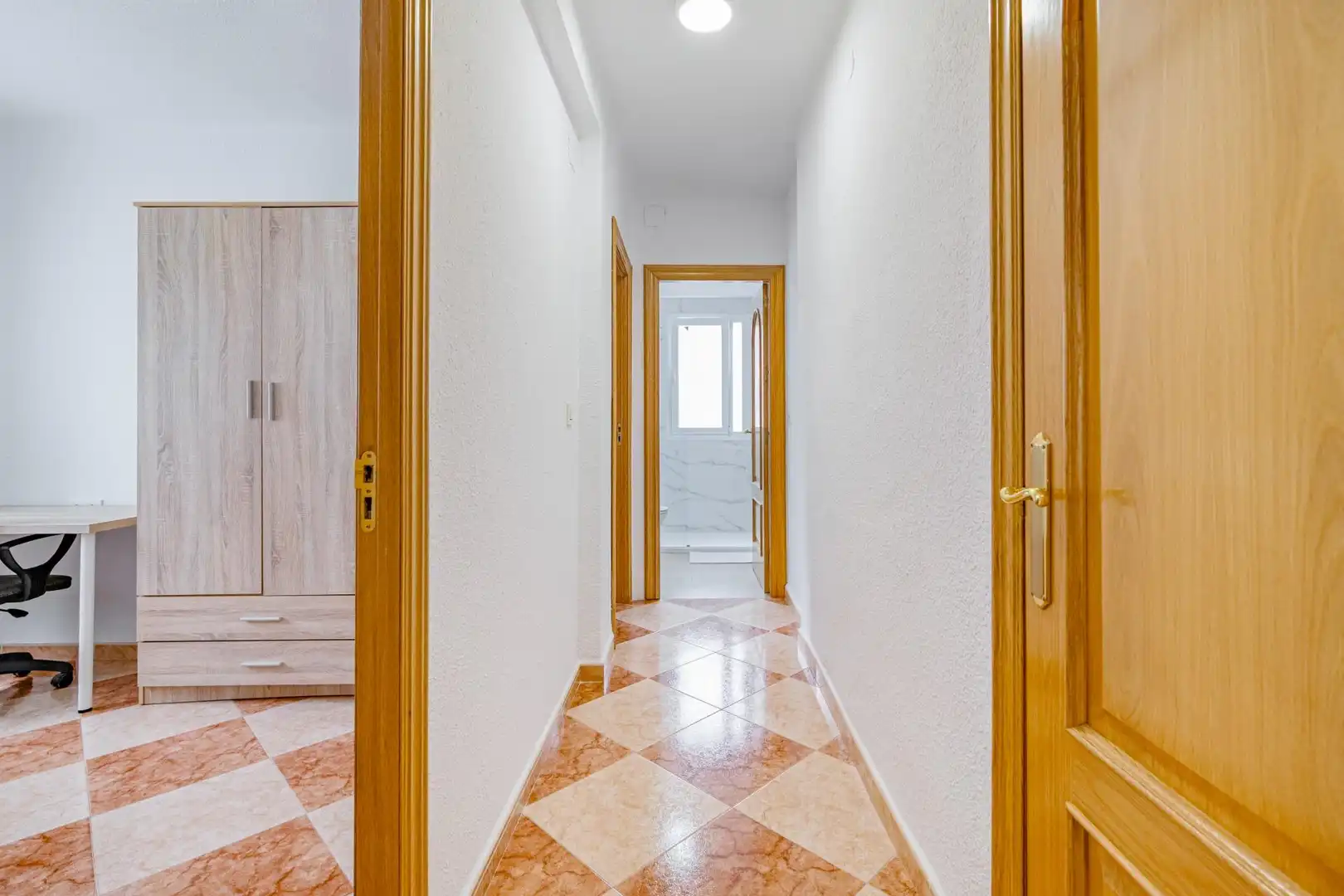 Flat for rent in Granada  with Furnished