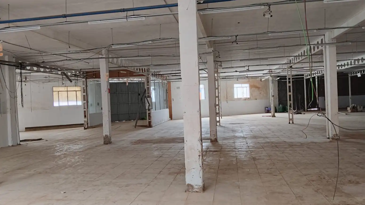 Nave industrial de alquiler en Aldaia