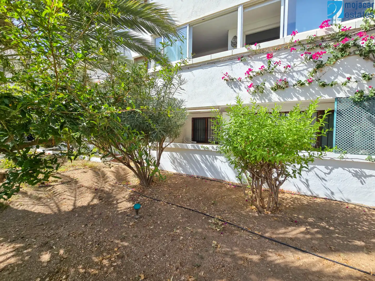Exterior view of Ground floor for sale in Mojácar  with Air Conditioner, Terrace and Furnished