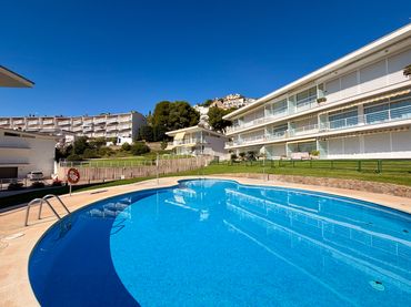Pis amb piscina en venda a Avinguda de José Díaz Pacheco