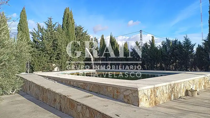 Chalet con piscina en venta en Pedanías - Extrarradio