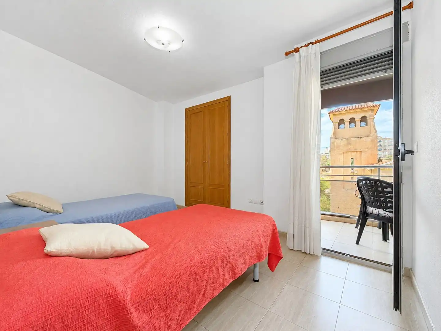 Dormitori de Apartament en venda en El Campello amb Aire condicionat, Terrassa i Traster