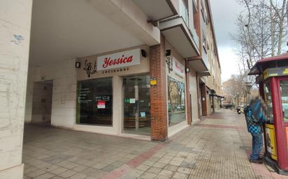 Premises to rent in  Logroño  with Terrace