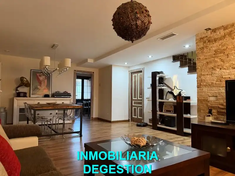 Living room of Detached homes for sale in Linares  with Air Conditioner, Heating and Swimming Pool