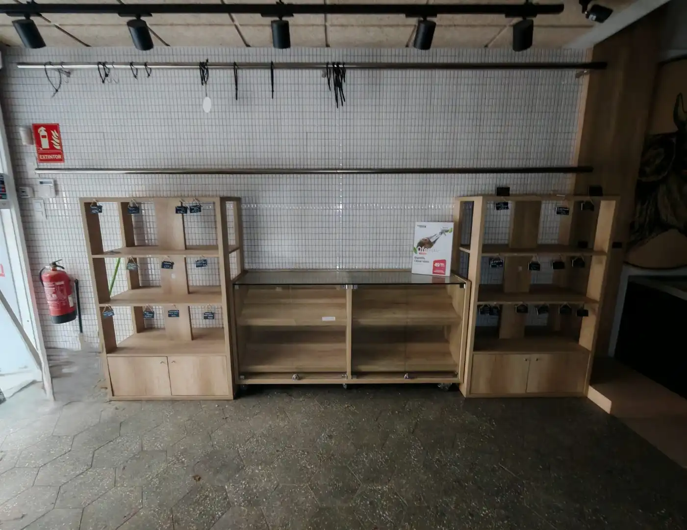 Locale commerciale in cessione a Col.legis Nous, imagen 24