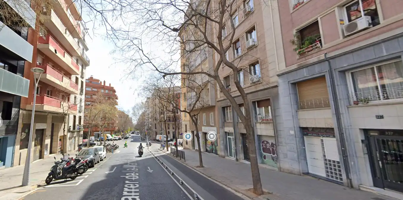 Exterior view of Flat for sale in Barcelona  with Air Conditioner