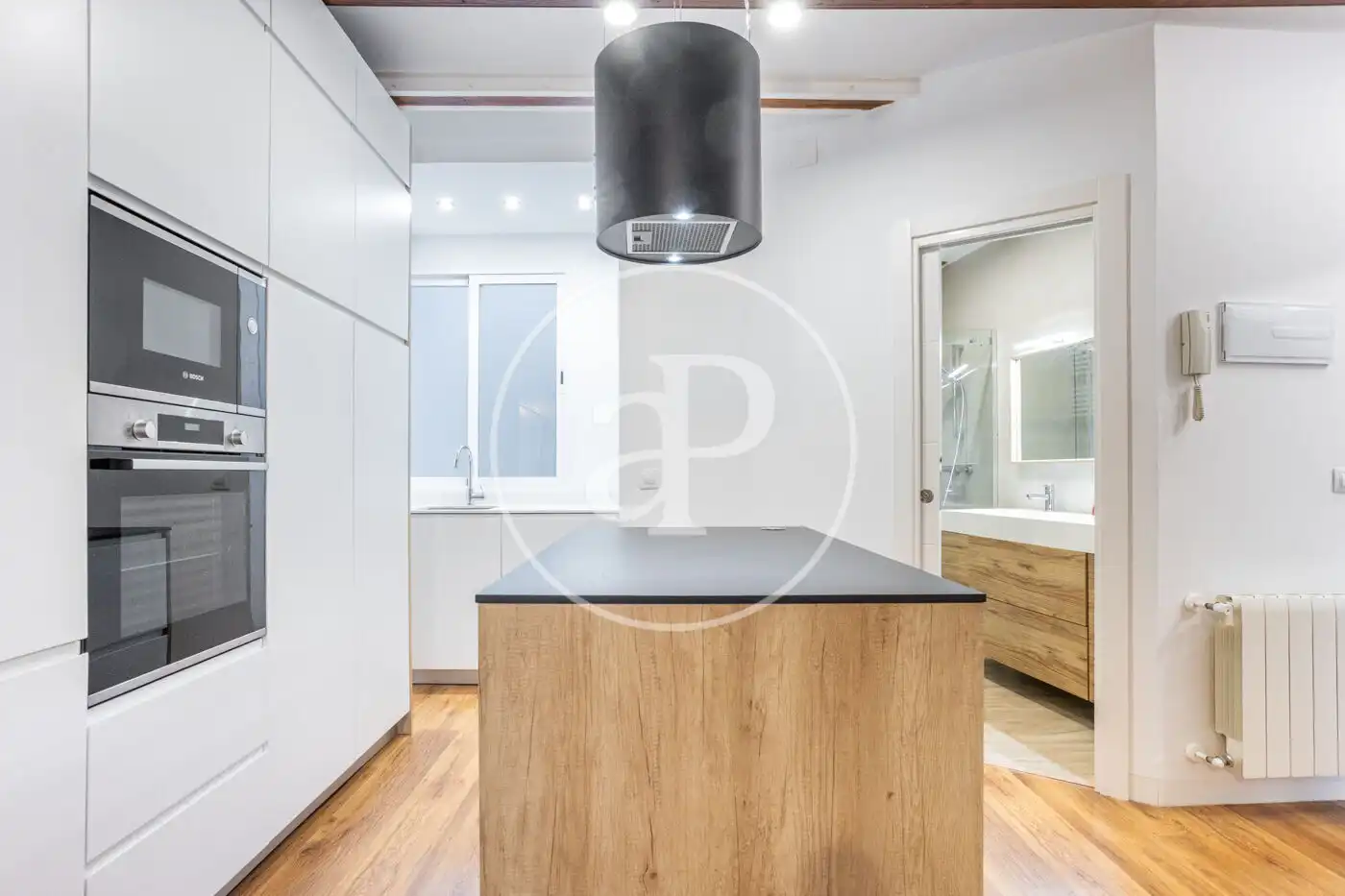 Cocina de Piso de alquiler en Valencia con Aire acondicionado, Calefacción y Amueblado