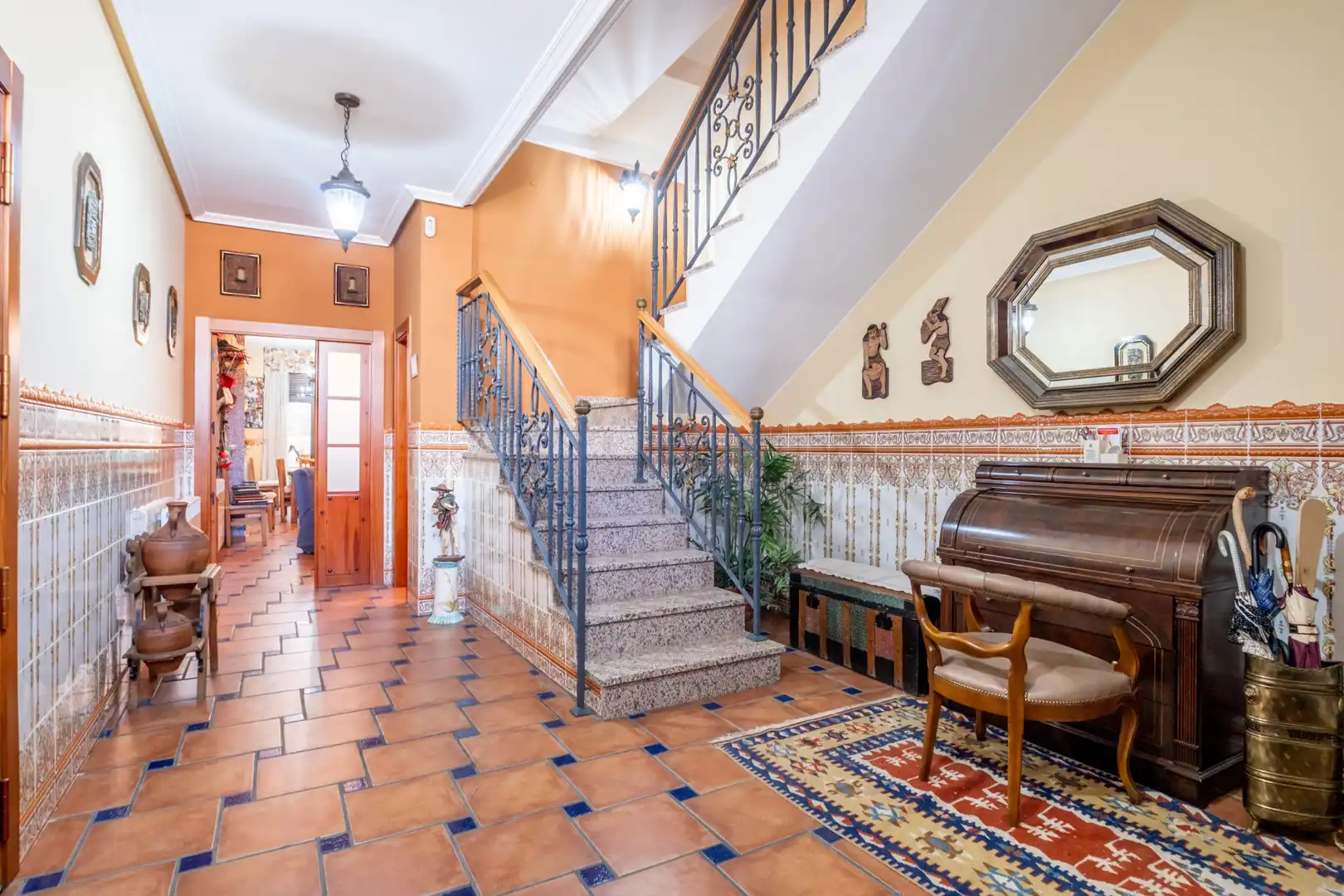 Houses for sale in Zaragoza  with Air Conditioner and Heating