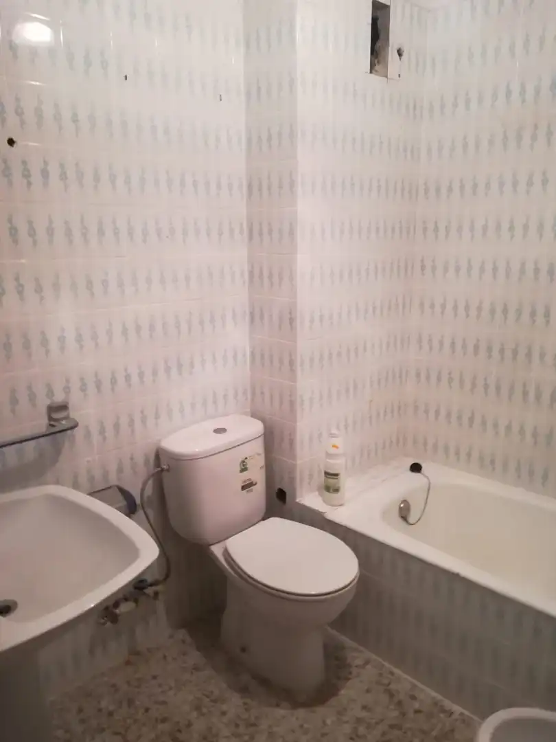 Flat with terrace for sale in Bujalance, imagen 2