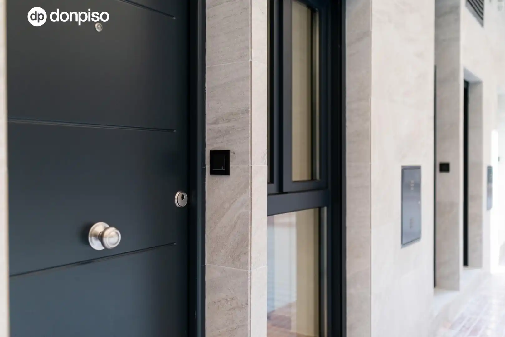 Loft zum Verkauf in Granada mit Klimaanlage, Heizung und Möbliert