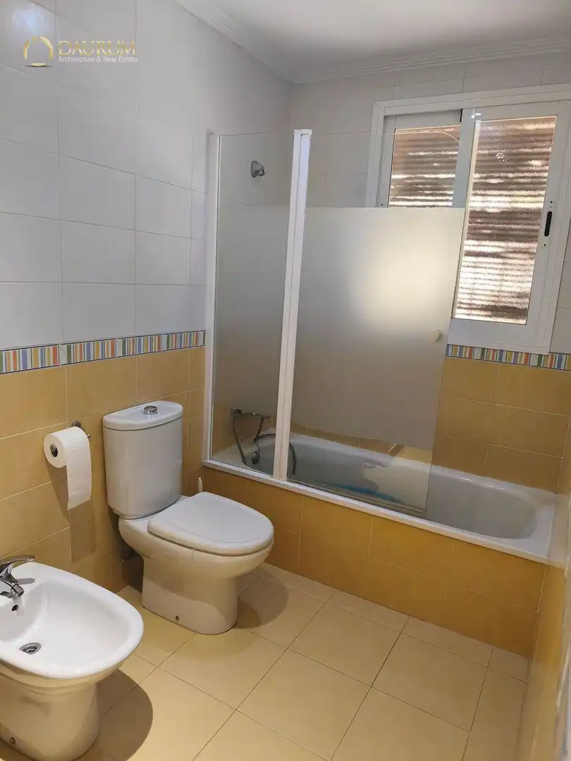 Bathroom of Detached homes for sale in Alcalá de Guadaira  with Air Conditioner, Heating and Terrace