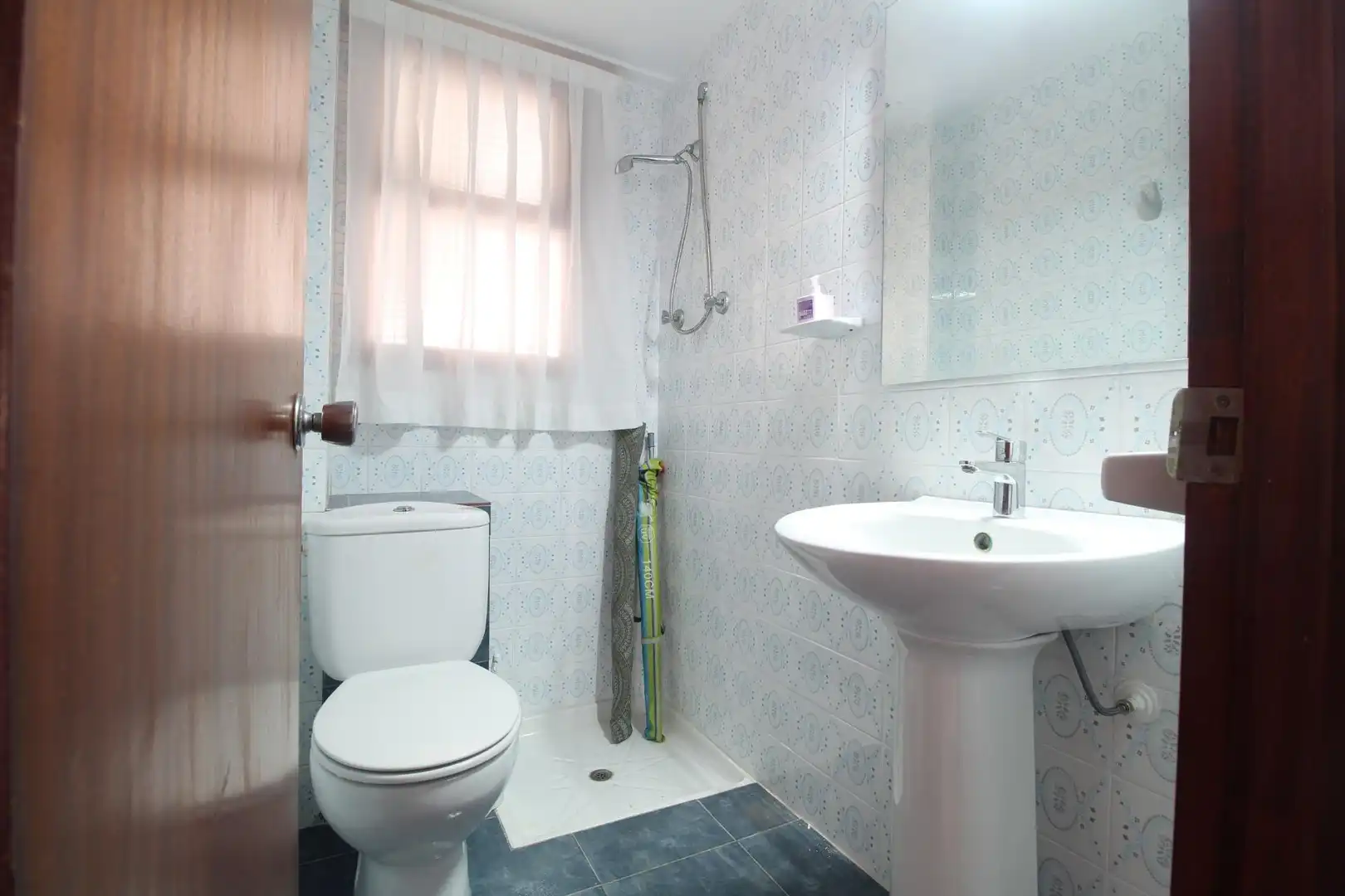 Baño de Apartamento en venta en Cullera con Terraza, Amueblado y Balcón