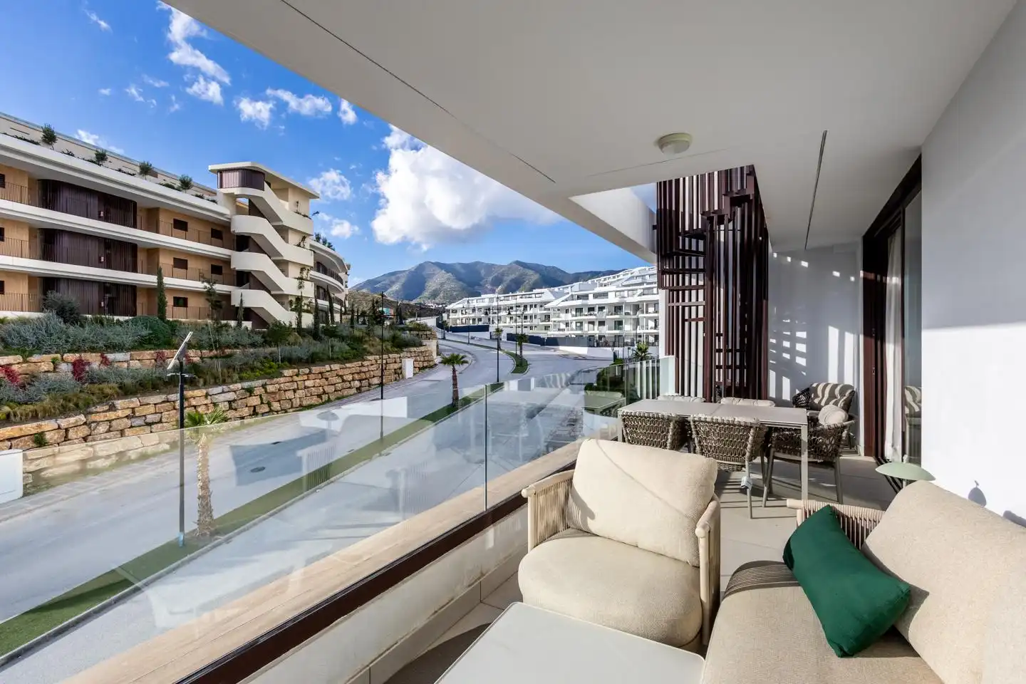 Terrasse von Wohnung zum Verkauf in Fuengirola mit Terrasse und Schwimmbad