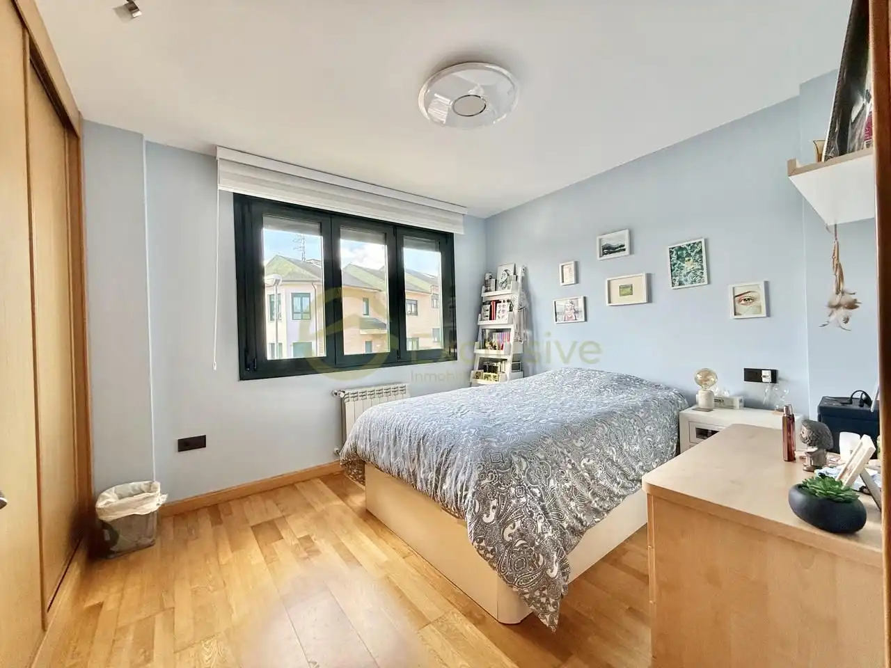 Habitación de Casa o chalet en venta en Avilés con Calefacción, Jardín privado y Parquet
