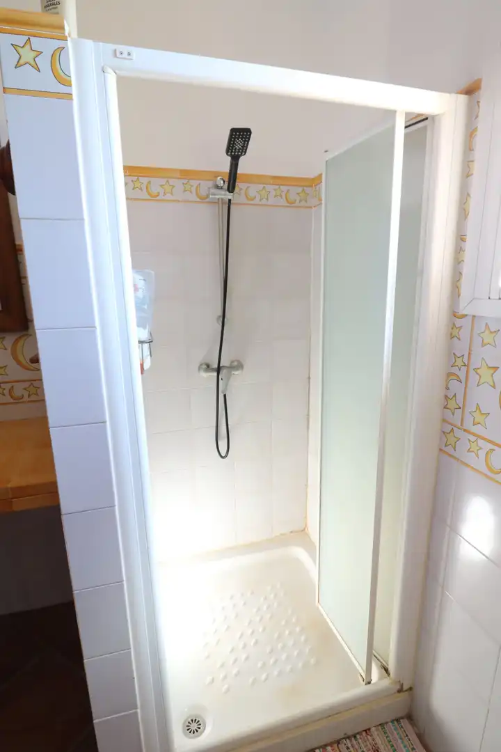 Baño de Casa o chalet en venta en Dos Hermanas con Aire acondicionado, Calefacción y Jardín privado