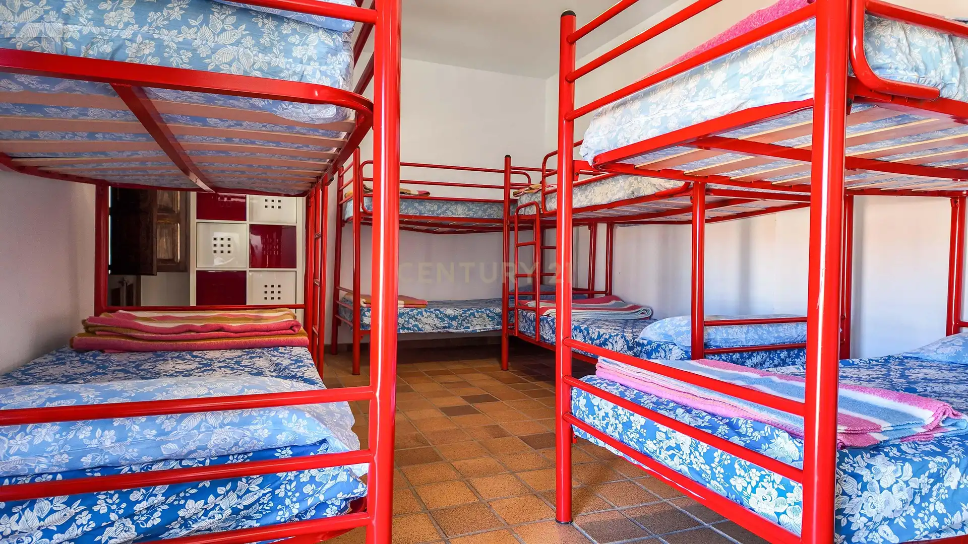 Habitación de Edificio en venta en Torrejón el Rubio, Cáceres
