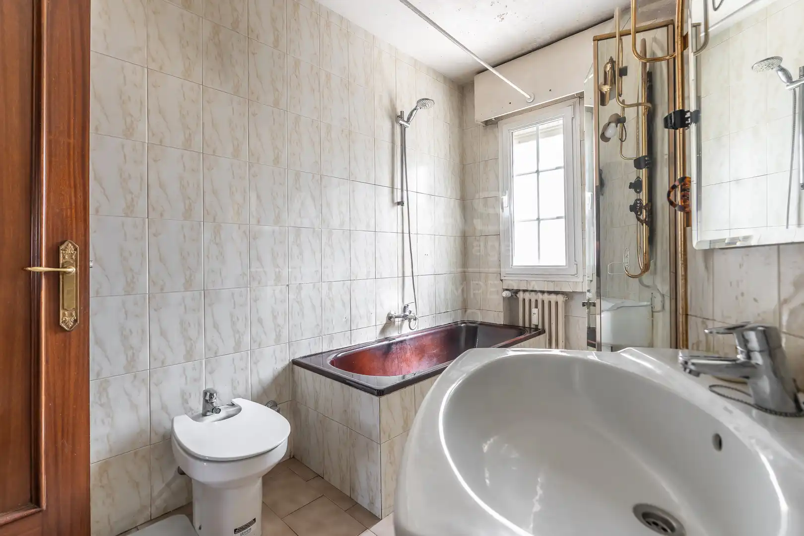 Baño de Ático en venta en Madrid con Aire acondicionado, Calefacción y Terraza