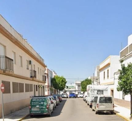 Vista exterior de Pis en venda en Guillena