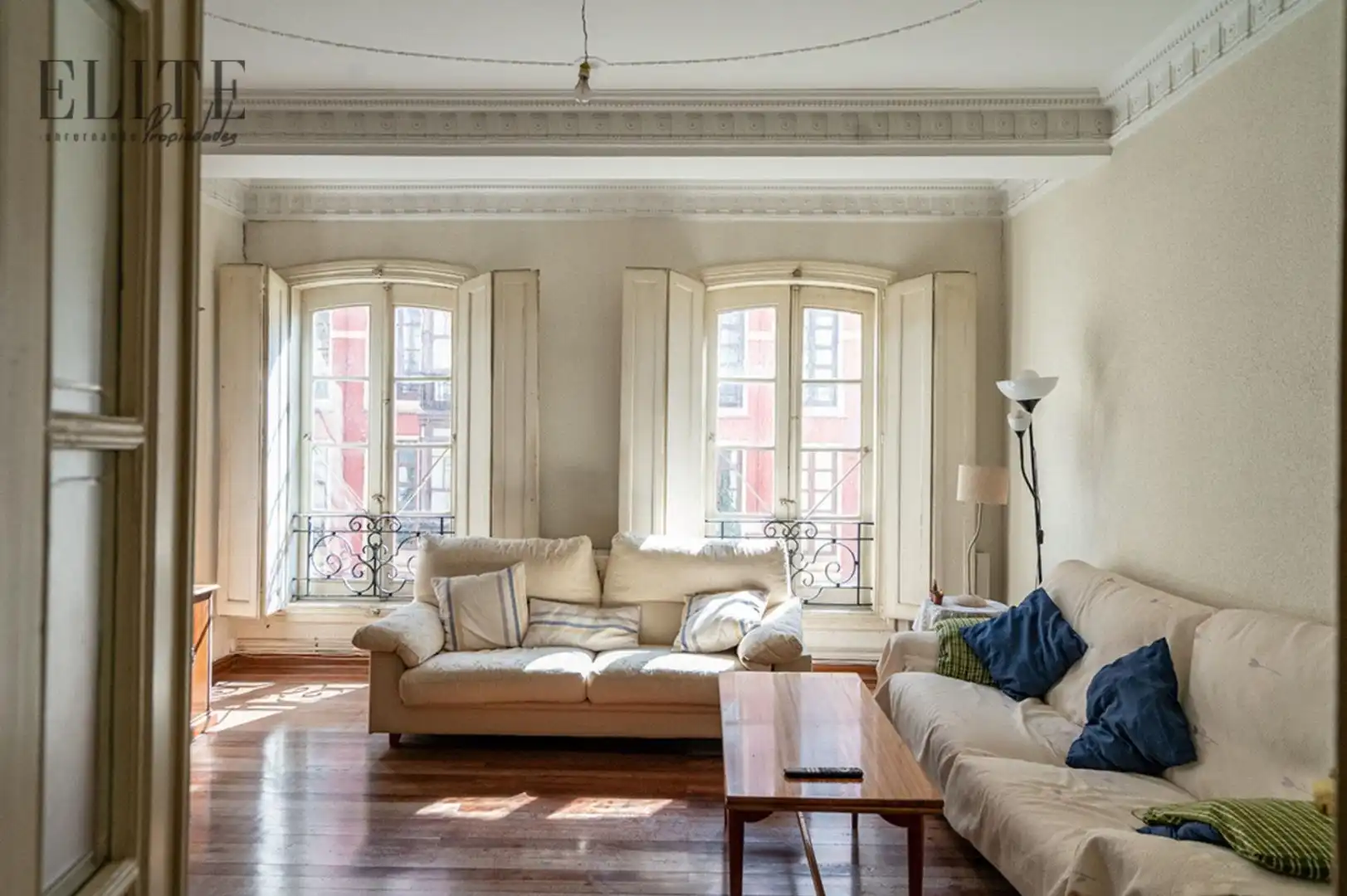 Living room of Flat for sale in Santander  with Heating, Parquet flooring and Terrace