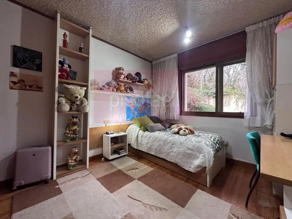 Dormitori de Casa o xalet en venda en Lugo