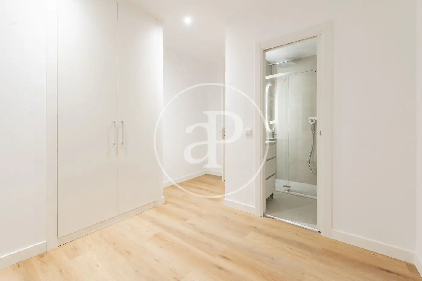Habitación de Piso en venta en Madrid con Calefacción y Amueblado