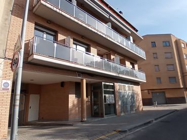 Aparcament amb ascensor en venda a C/ Mallorca