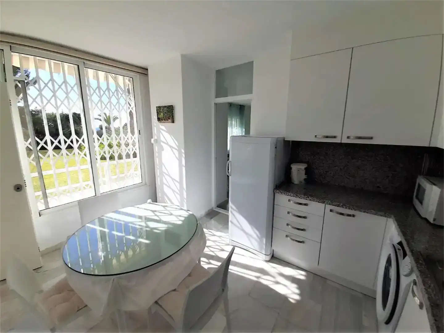 Cuina de Apartament de lloguer en Marbella