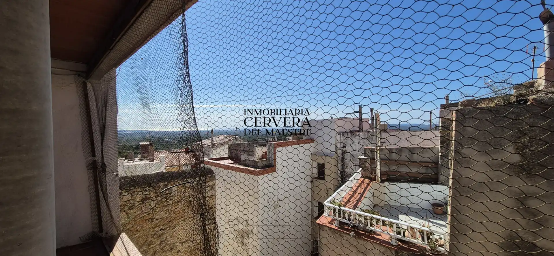 Vista exterior de Casa adosada en venda en Rossell