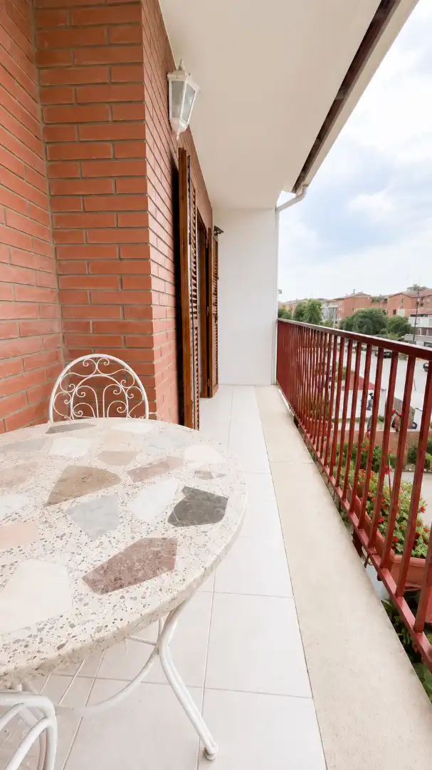 Terrassa de Casa o xalet en venda en Cerdanyola del Vallès amb Calefacció, Jardí privat i Forn