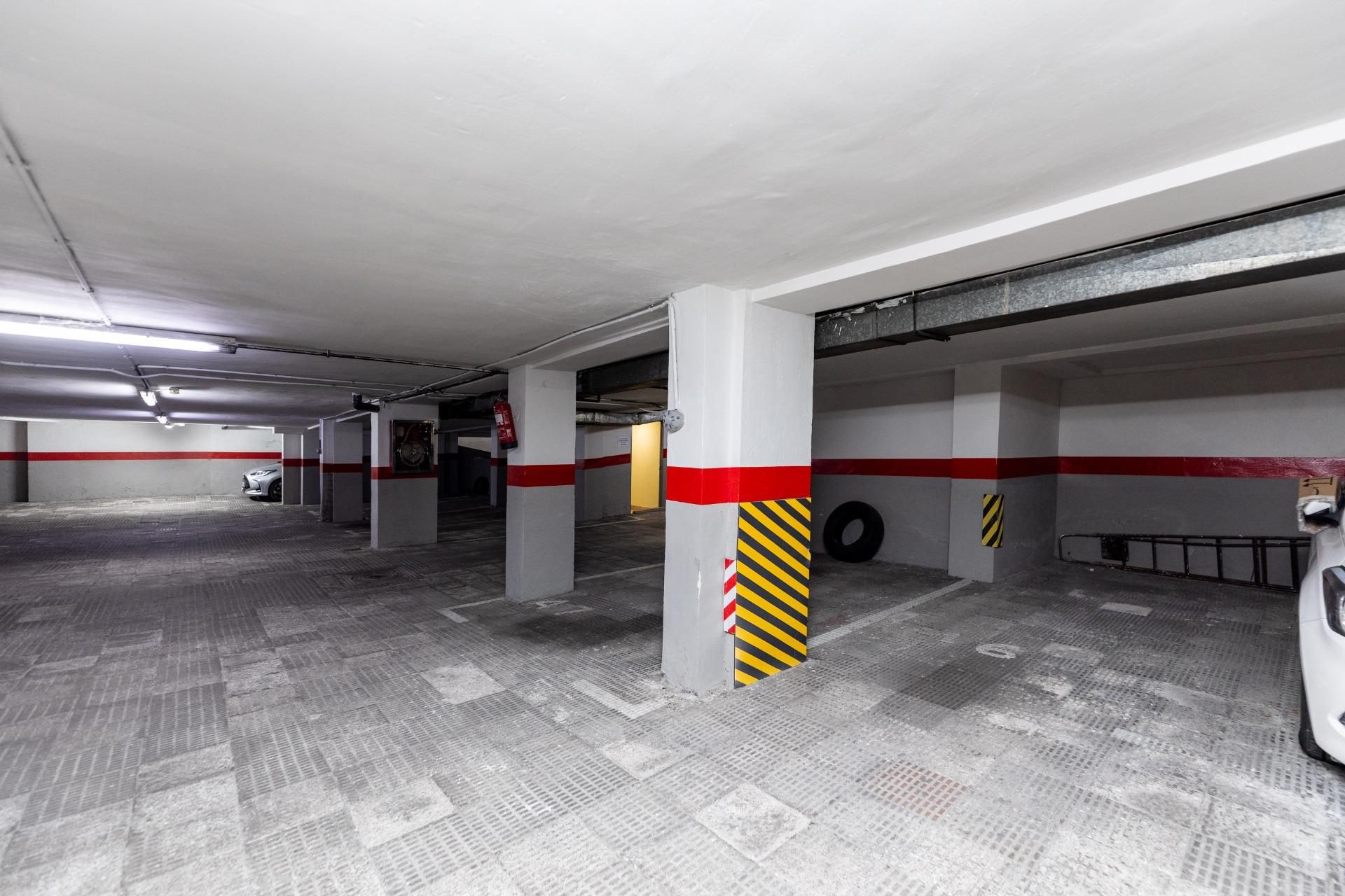 Garage for sale in Calle Hermosilla, 91, Recoletos