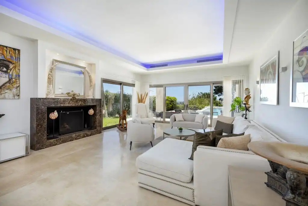 Detached house with pool for sale in Estepona Pueblo, imagen 14