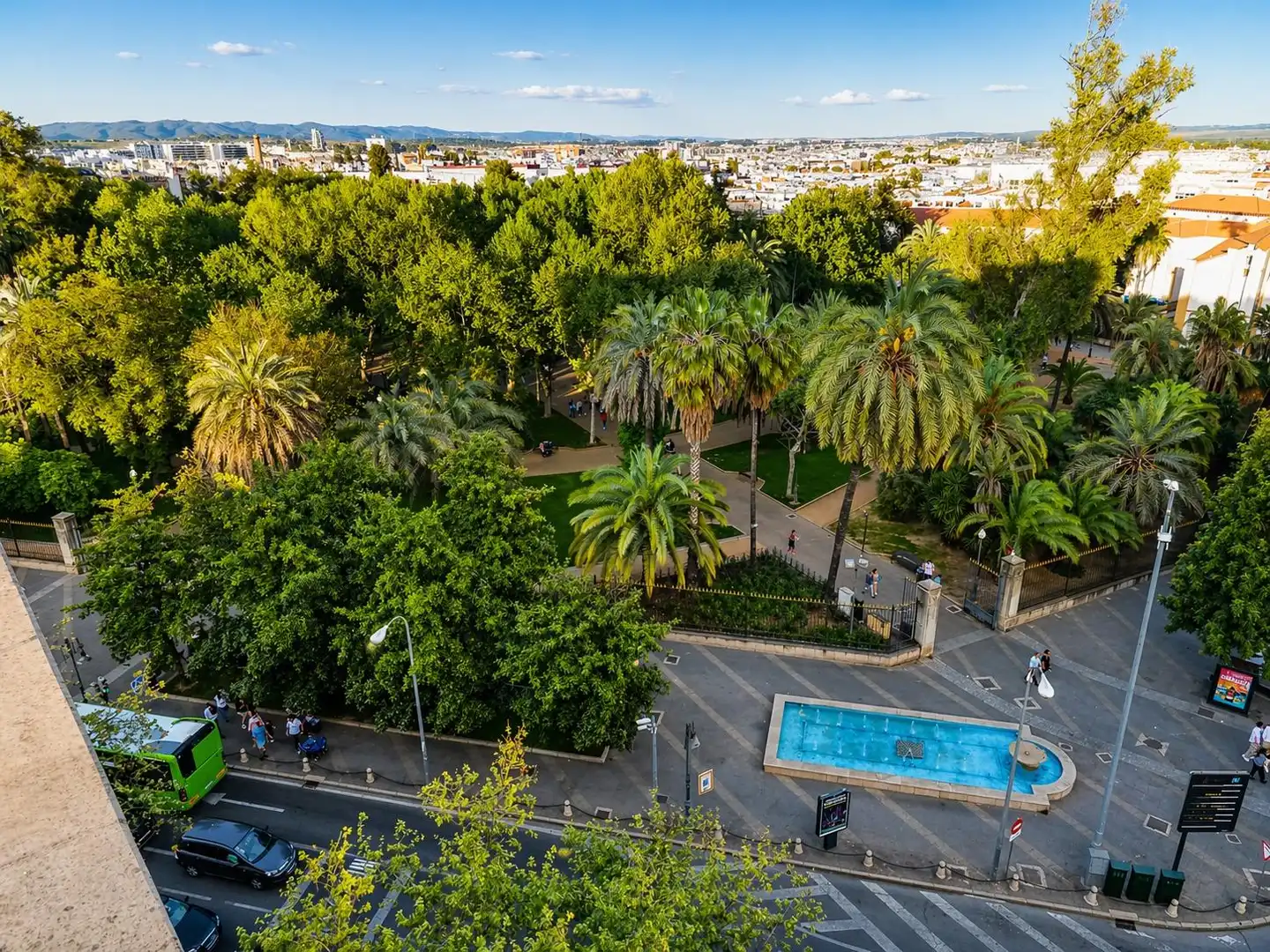Vista exterior de Apartamento de alquiler en Córdoba con Aire acondicionado, Calefacción y Amueblado