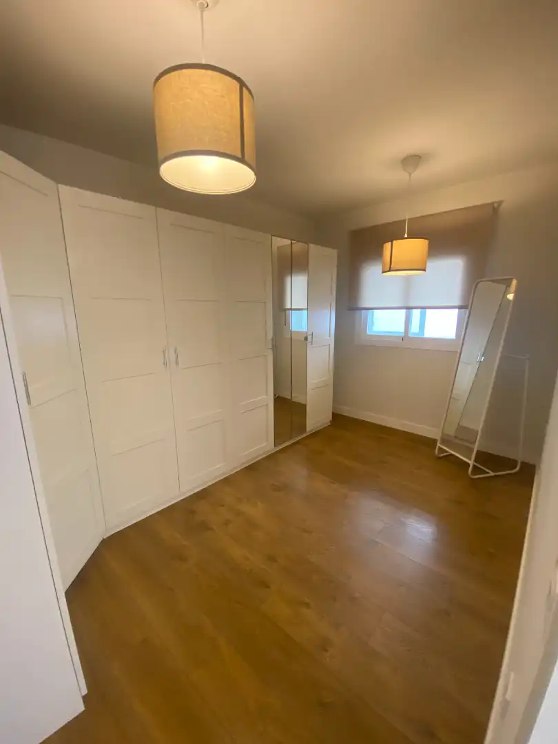 Bedroom of Flat for rent in Málaga  with Terrace, Oven and Washing machine