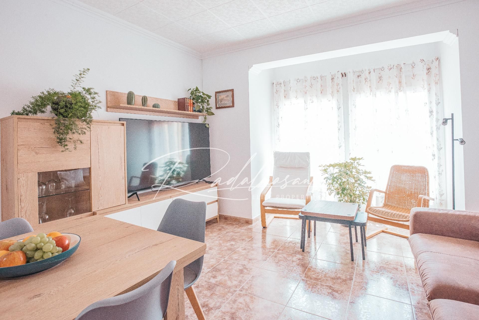 Piso en venta en Carrer de Cristòfor Colom, 26, Eixample