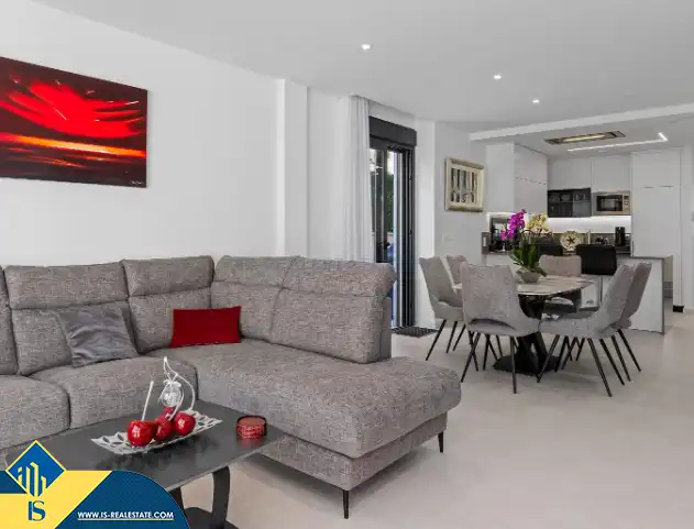 Chalet con piscina en venta en Los Secanos, imagen 8