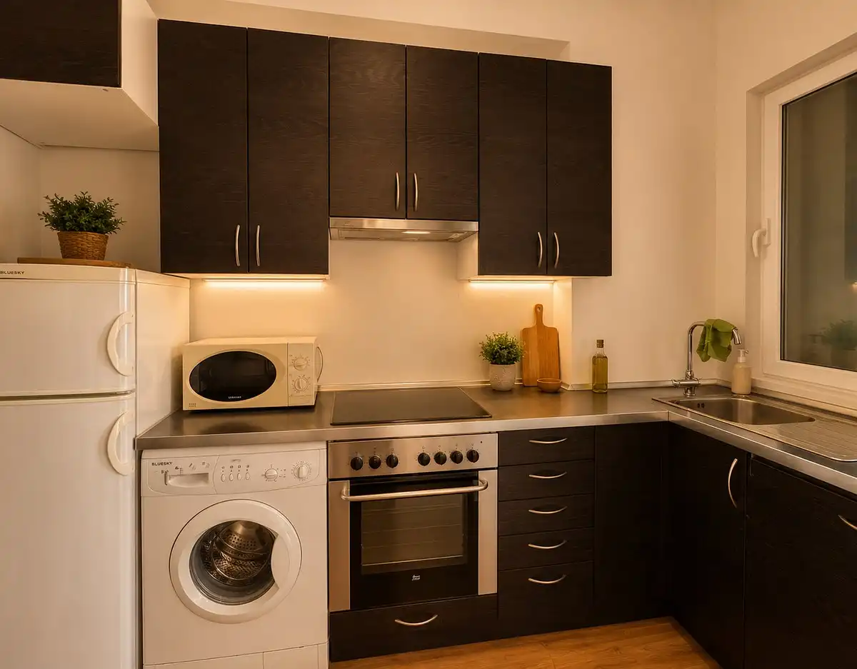 Kitchen of Attic for rent in Madrid  with Air Conditioner, Heating and Parquet flooring