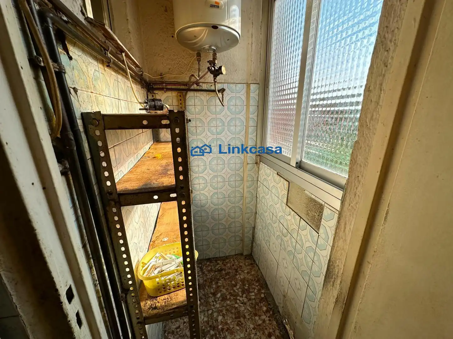 Flat for sale in Madrid  with Heating and Alarm