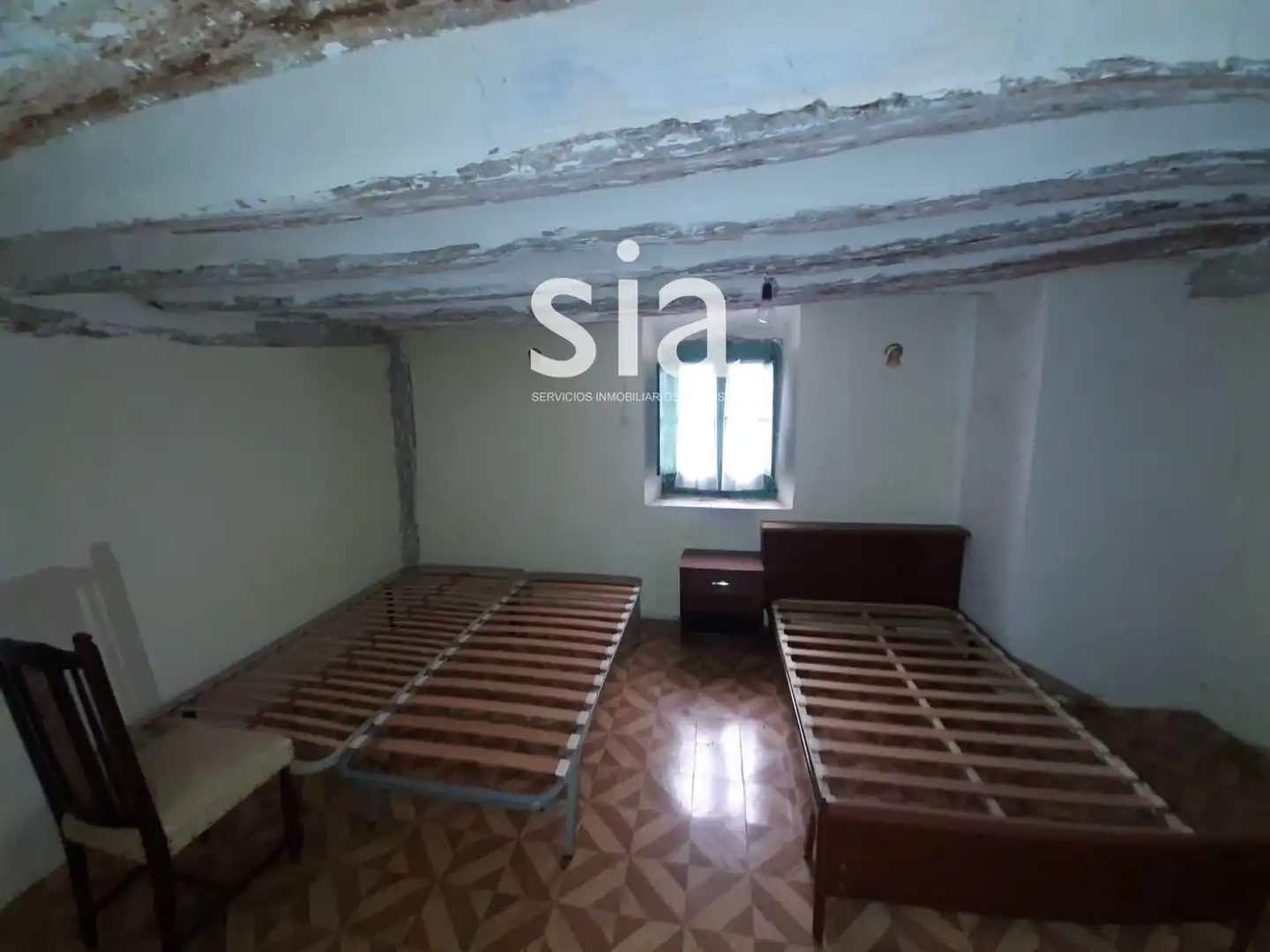 Dormitori de Casa o xalet en venda en Zambrana amb Jardí privat i Traster