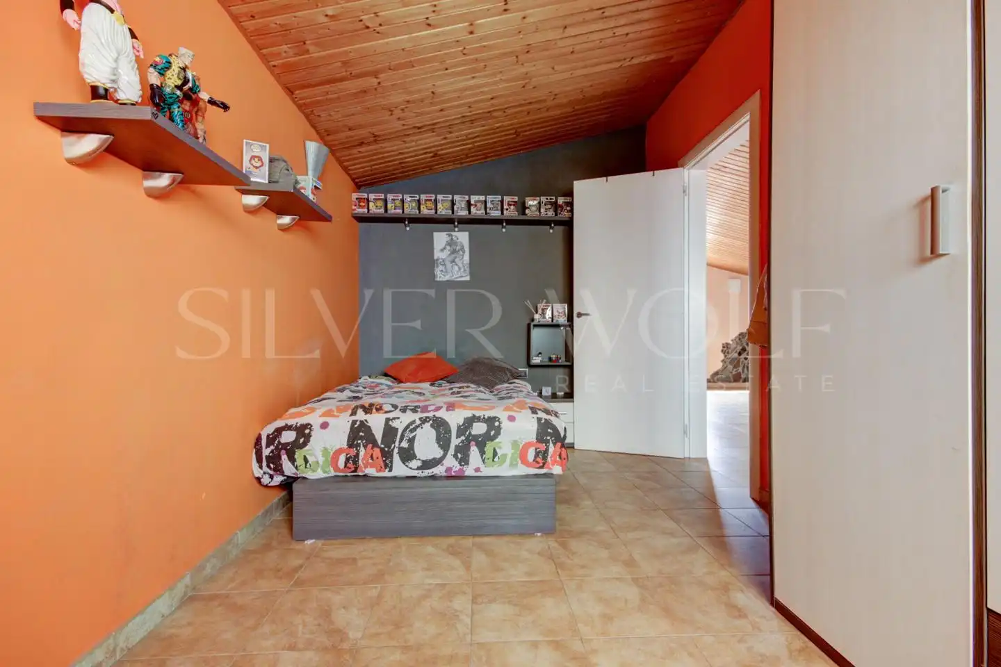 Habitación de Casa o chalet en venta en Molins de Rei con Aire acondicionado, Calefacción y Jardín privado