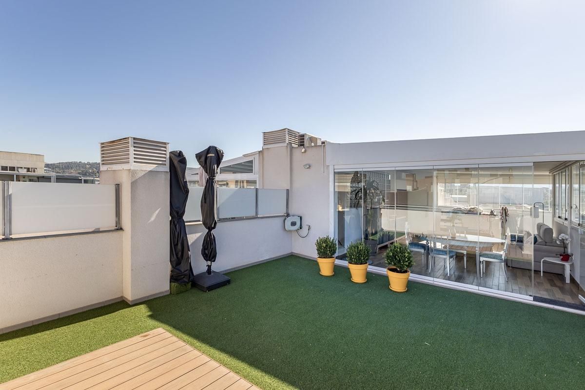 Terrace of Attic for sale in  Granada Capital  with Terrace, Storage room and Balcony